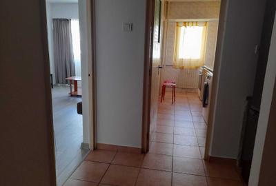 Garsonieră decomandată în Iancului