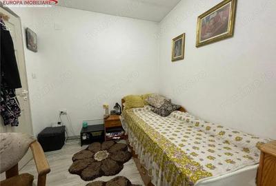 Casă cu Teren 161 Mp în E3 - 6