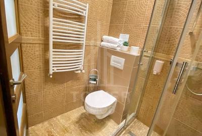 Casă individuală cu 8 camere cu Canalizare în Central - 5