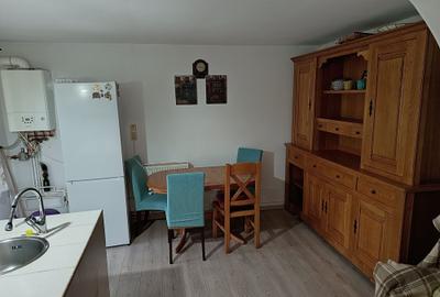 Casă cu 2 camere cu Teren 300 Mp în Central