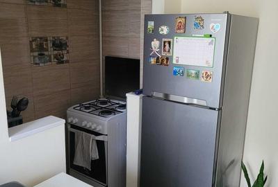 Apartament cu 2 camere decomandat în Pandurilor