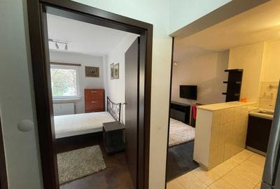 Apartament cu 2 camere decomandat în Eremia