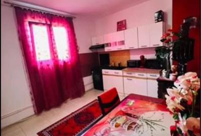 Casă cu Teren 500 Mp în Central - 2