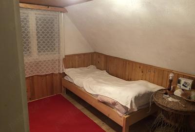 Casă cu 5 camere cu Teren 514 Mp în Izvoru Mureșului