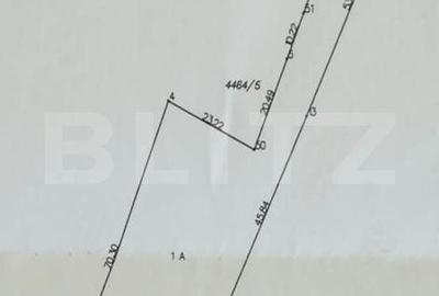 Teren de 2700 mp, în Burdujeni