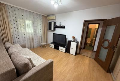 Apartament cu 2 camere semidecomandat în Dristor