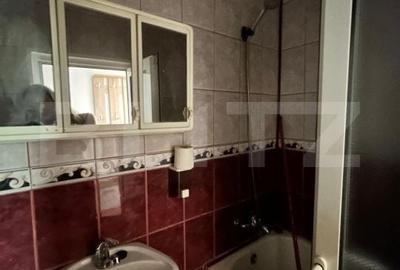 Apartament cu 2 camere semidecomandat în Decebal