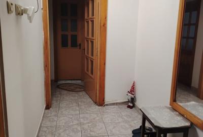 Apartament cu 2 camere decomandat în 1 Decembrie - 4