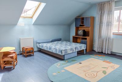 Casă individuală cu 10 camere cu Teren 600 Mp în Baciu - 2