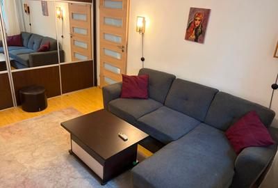 Apartament cu 3 camere semidecomandat în Tomis I