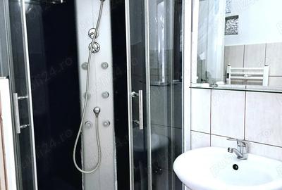 Apartament cu 5 camere decomandat în Central - 1