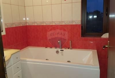 Casă cu 7 camere cu Garaj în Moara Vlăsiei - 29
