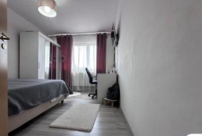 Apartament cu 2 camere semidecomandat în Micro 6 - 5