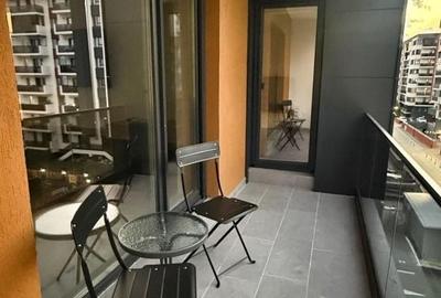 Apartament cu 2 camere decomandat în Apărătorii Patriei - 1