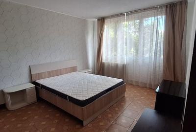 Garsonieră decomandată, mobilată în Brâncoveanu