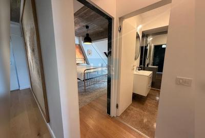 Penthouse cu 3 camere, mobilat în Central - 5