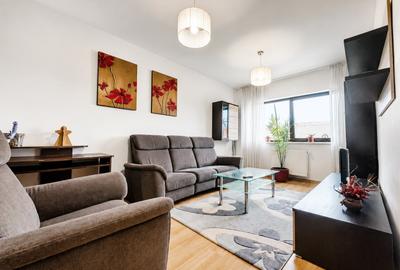 Apartament cu 3 camere semidecomandat, mobilat în Central - 1