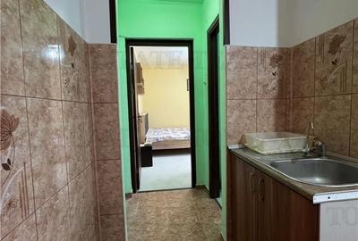 Apartament cu 2 camere, mobilat în City Park Mall