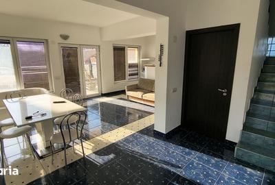 Casă cu 10 camere cu Teren 300 Mp în Sânmartin - 4