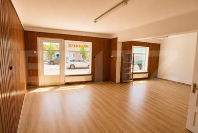 Spațiu comercial, de 55 mp, în Reghin