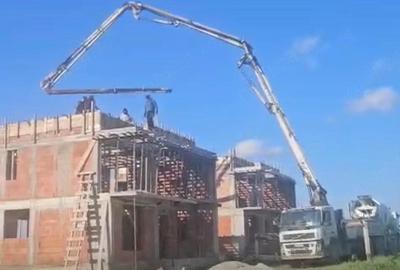 Casă cu Teren 400 Mp în Frumușani - 1