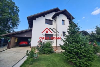 Casă cu 5 camere cu Teren 958 Mp în Câmpina