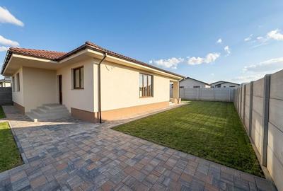 Casă cu 4 camere cu Teren 500 Mp în Sântandrei