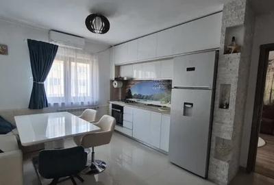Apartament cu 2 camere decomandat, mobilat în Unirii