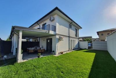Casă cu 3 camere cu Teren 250 Mp în Odăile