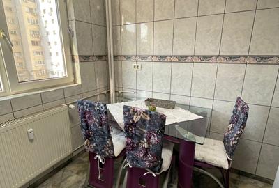 Apartament cu 2 camere semidecomandat, mobilat în 13 Septembrie - 15