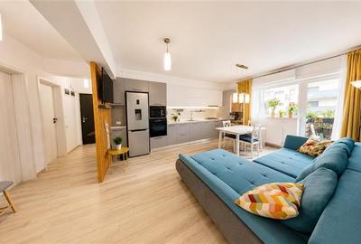 Apartament cu 4 camere decomandat în Tractorul - 1