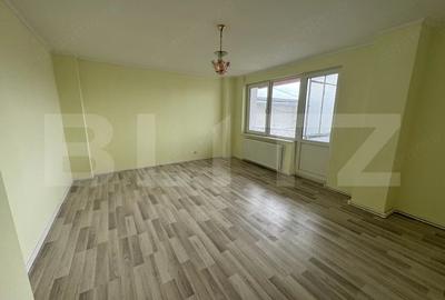 Apartament cu 2 camere decomandat în Gojdu