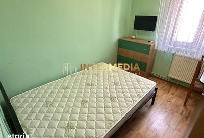 Apartament cu 3 camere semidecomandat în Cetate - 9
