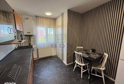 Apartament cu 3 camere în Zorilor