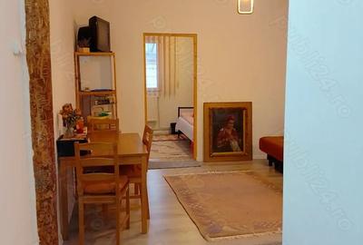 Apartament cu 2 camere semidecomandat în Central - 4