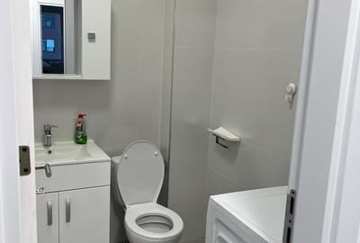 Apartament cu 2 camere decomandat, mobilat în Central
