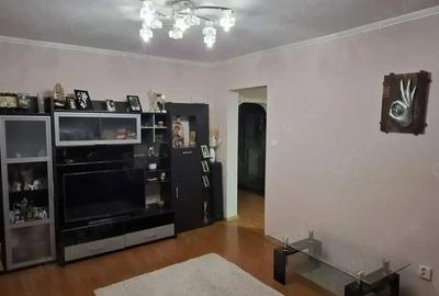 Apartament cu 3 camere decomandat în Central - 3