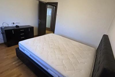 Apartament cu 2 camere semidecomandat în Moșilor