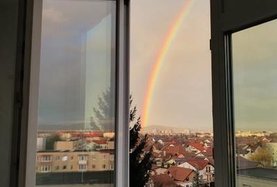 Apartament cu 2 camere semidecomandat în Florilor