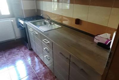 Apartament cu 2 camere semidecomandat în Circumvalațiunii - 1