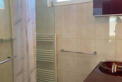 Apartament cu 3 camere semidecomandat în Ultracentral
