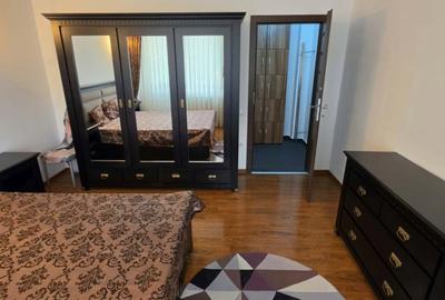 Apartament cu 3 camere semidecomandat în Central - 14