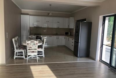 Apartament cu 3 camere decomandat în Exterior Vest - 6