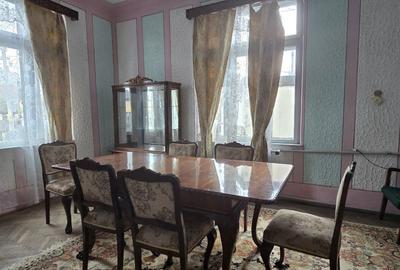 Casă cu 6 camere decomandat cu Teren 461 Mp în Central - 11
