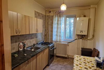 Apartament cu 3 camere decomandat în Tătărași - 1