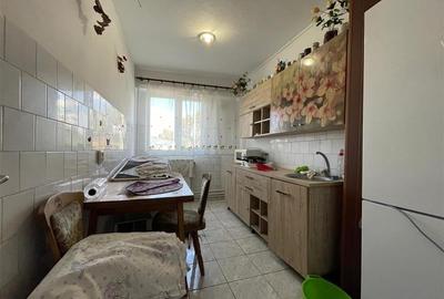 Apartament cu 4 camere decomandat în Vest - 2