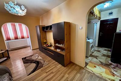 Apartament cu 2 camere nedecomandat în Malu Roșu