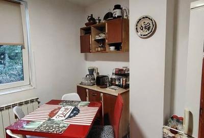 Apartament cu 4 camere în Central - 1