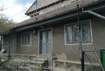 Casă cu 4 camere cu Teren 350 Mp în Murgeni - 2