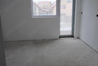 Casă cu Teren 1200 Mp în Becicherecu Mic - 4
